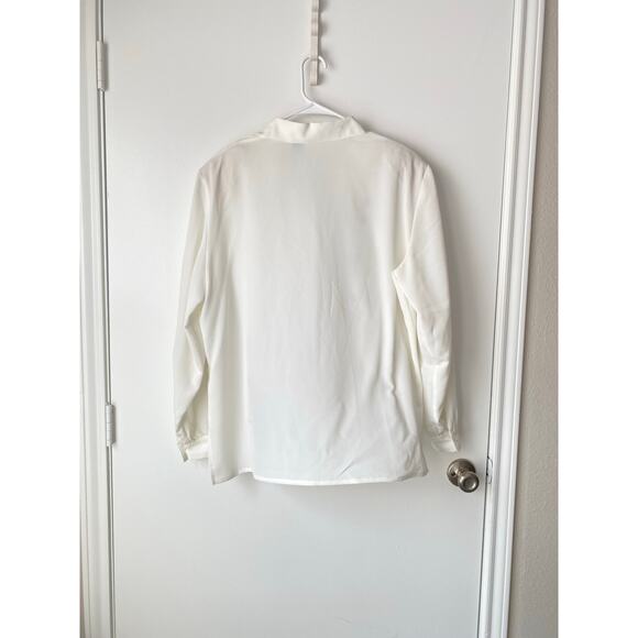 Allison Daley Blouse 16 White Black Embroidered Floral Top Minimalist Classic - Picture 2 of 9